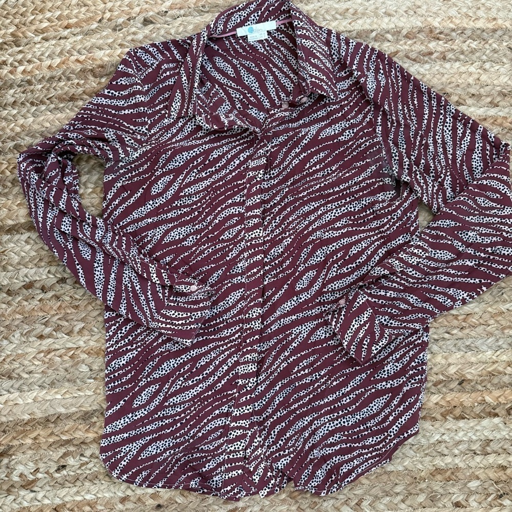 Boden Size 2 Maroon Animal Print 100% Silk Button Down Blouse